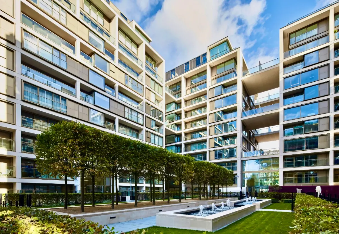 375  Kensington High Street Benson